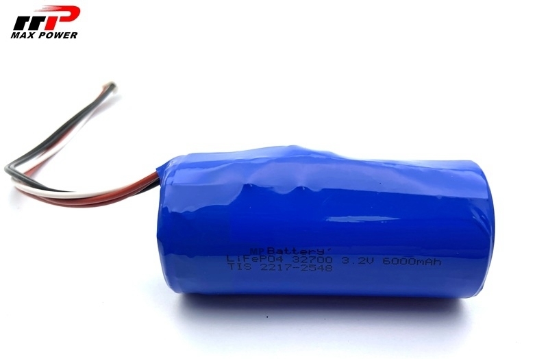 Une batterie puissante pour scooter électrique avec un courant de charge maximal de 0,5 C et une technologie de phosphate lithium-ion de grande capacité