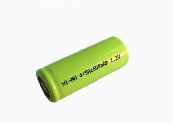 Batterie rechargeable NiMH 17340 avec une capacité de 1800 mAh, un taux de décharge élevé de 10C et plus de 500 cycles de vie